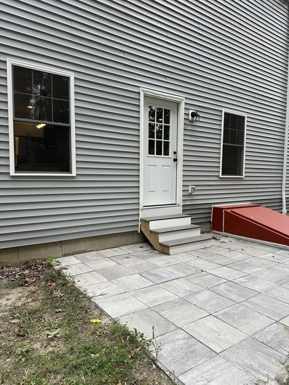 3 bed, 2 bath apartment for rent at 17 Waban Ave Unit 17, Worcester — photo 12 of 13