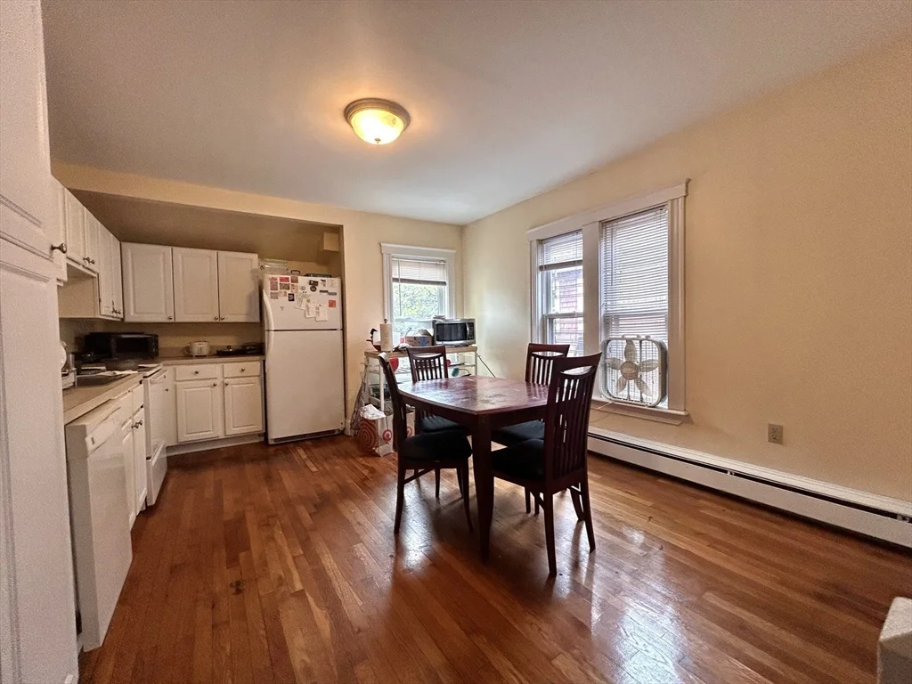 4 bed, 2 bath apartment for rent at 17 Wadsworth St, Boston — photo 2 of 19