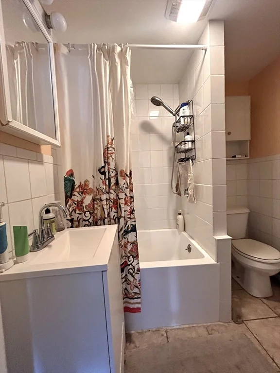 4 bed, 2 bath apartment for rent at 17 Wadsworth St, Boston — photo 10 of 19