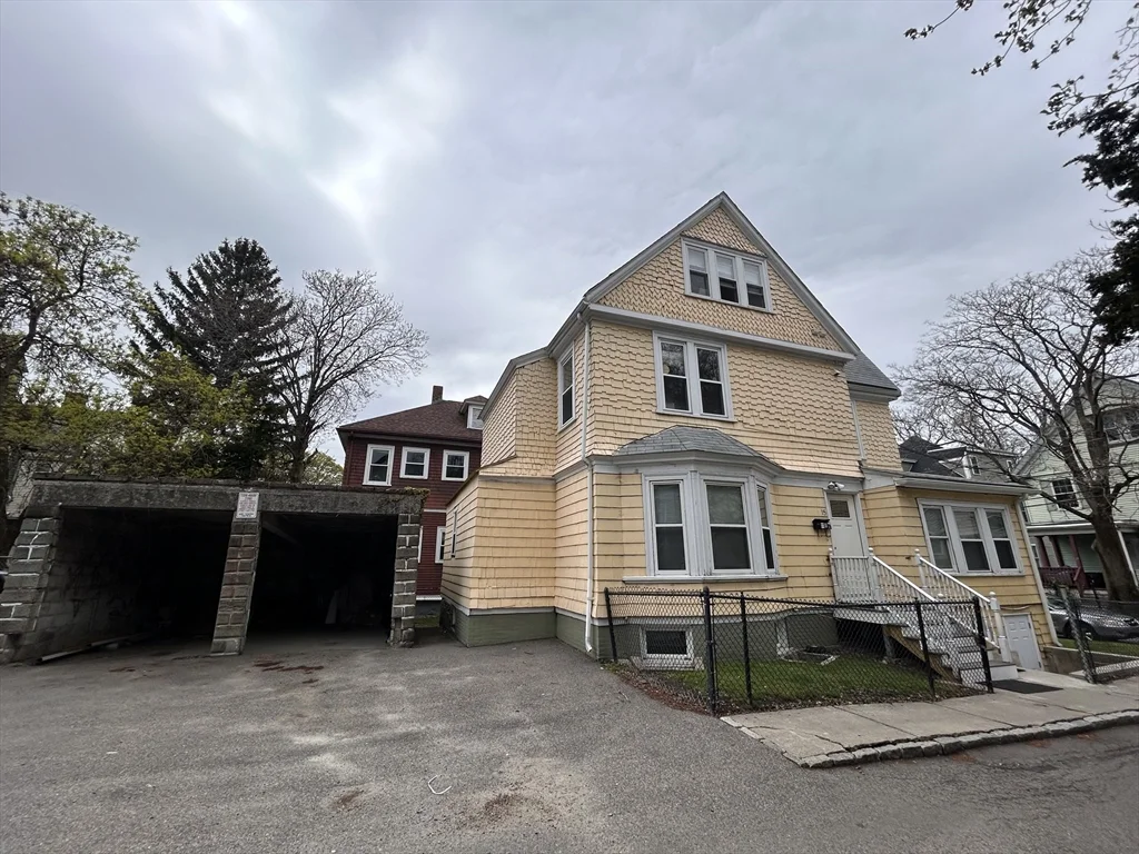 4 bed, 2 bath apartment for rent at 17 Wadsworth St, Boston — photo 19 of 19