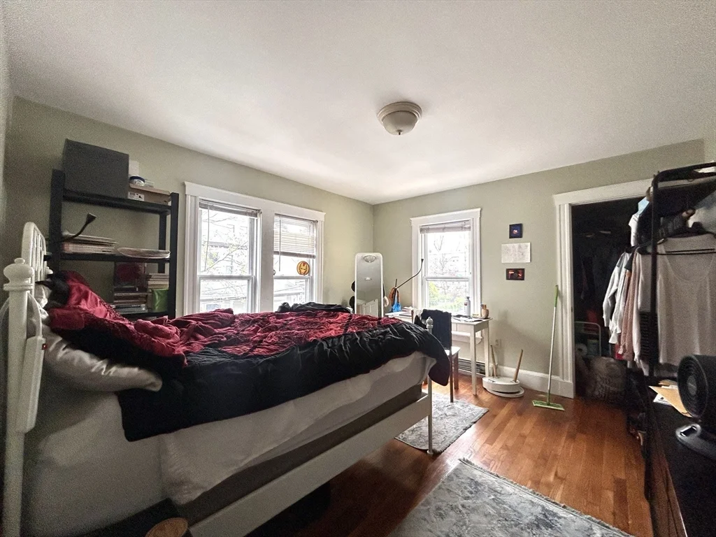 4 bed, 2 bath apartment for rent at 17 Wadsworth St, Boston — photo 6 of 19