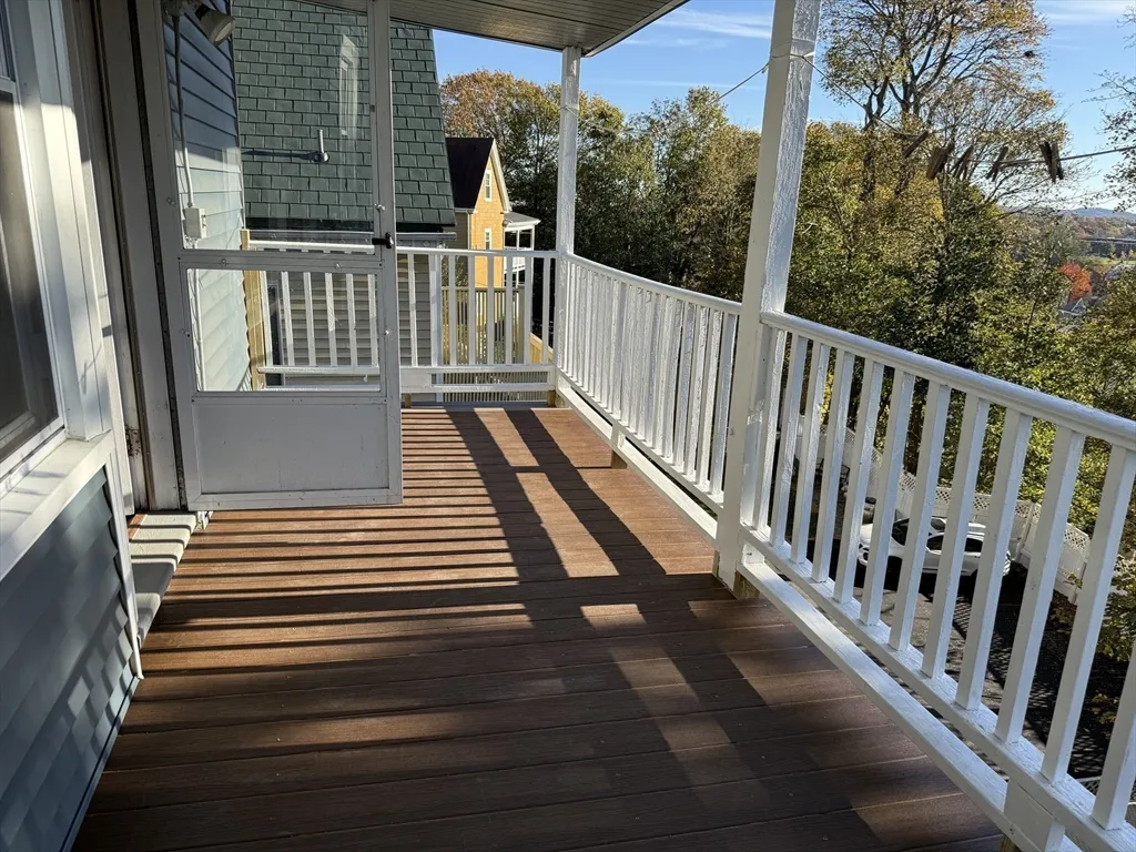 4 bed, 1 bath apartment for rent at 17 Wales St Unit 3, Dorchester — photo 13 of 17
