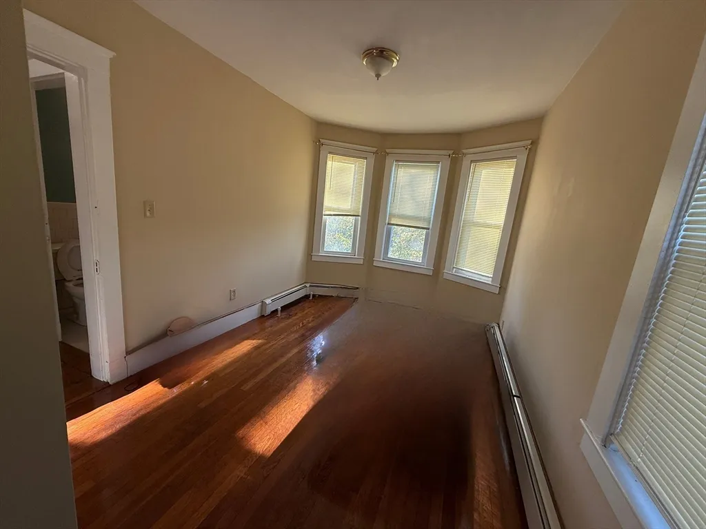 4 bed, 1 bath apartment for rent at 17 Wales St Unit 3, Dorchester — photo 17 of 17