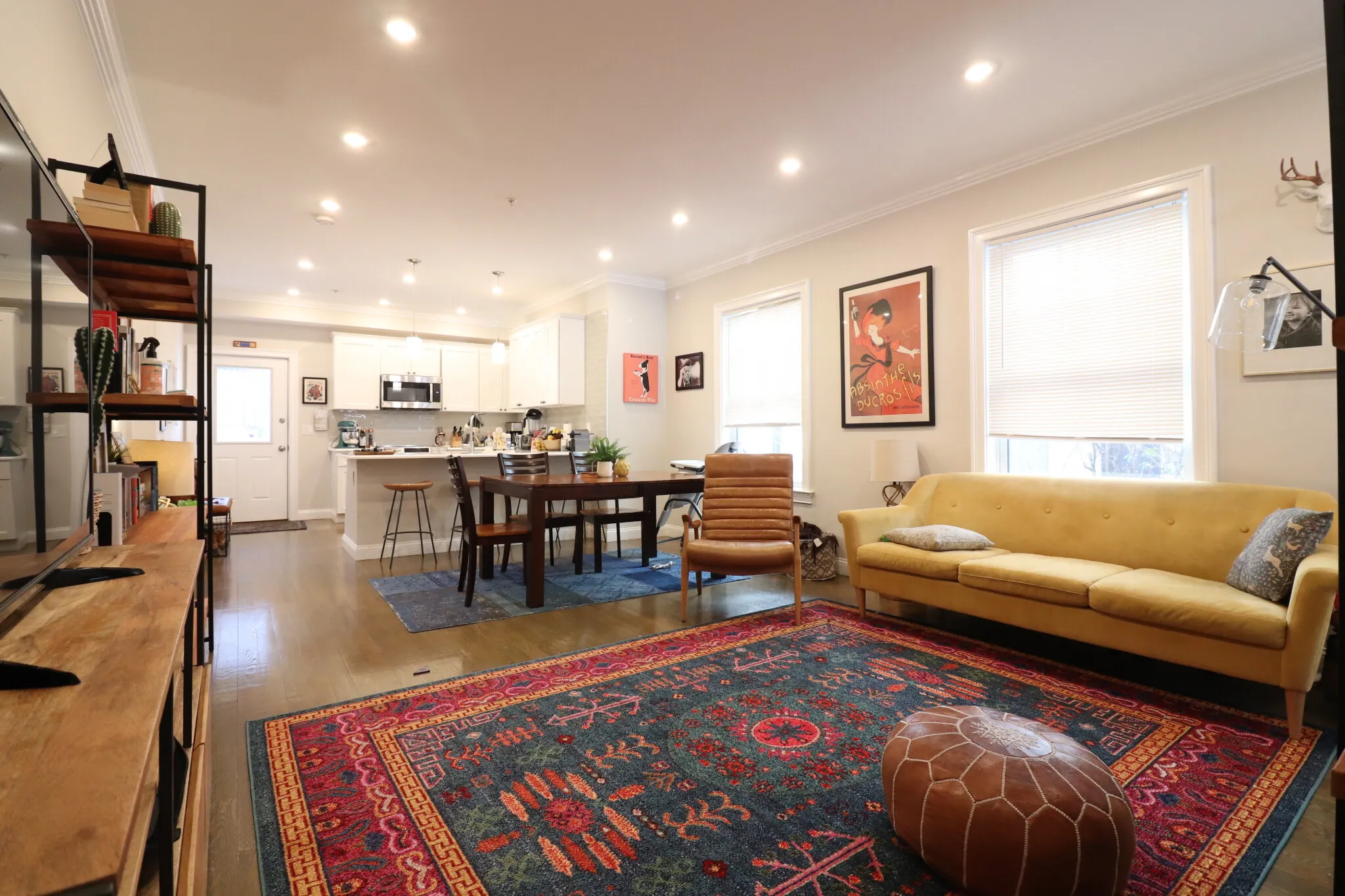 3 bed, 2 bath apartment for rent at 17 Walk Hill St Unit 1, Jamaica Plain — photo 3 of 20