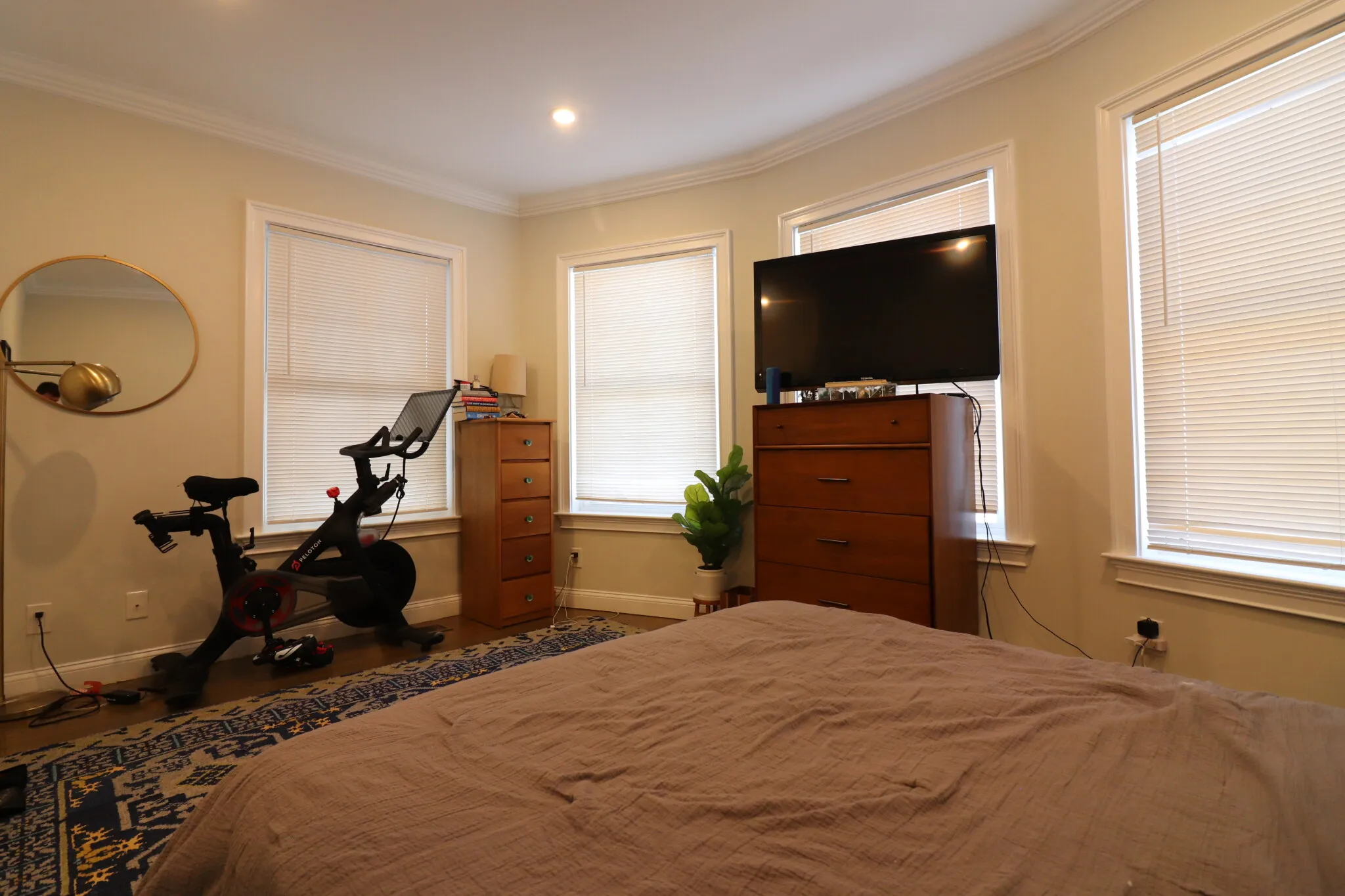 3 bed, 2 bath apartment for rent at 17 Walk Hill St Unit 1, Jamaica Plain — photo 5 of 20