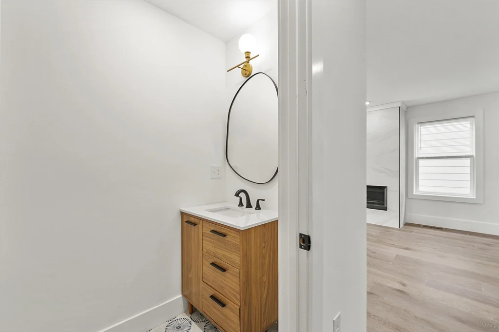 3 bed, 2 bath apartment for rent at 17 Wellington Unit 1, Winter Hill — photo 14 of 20
