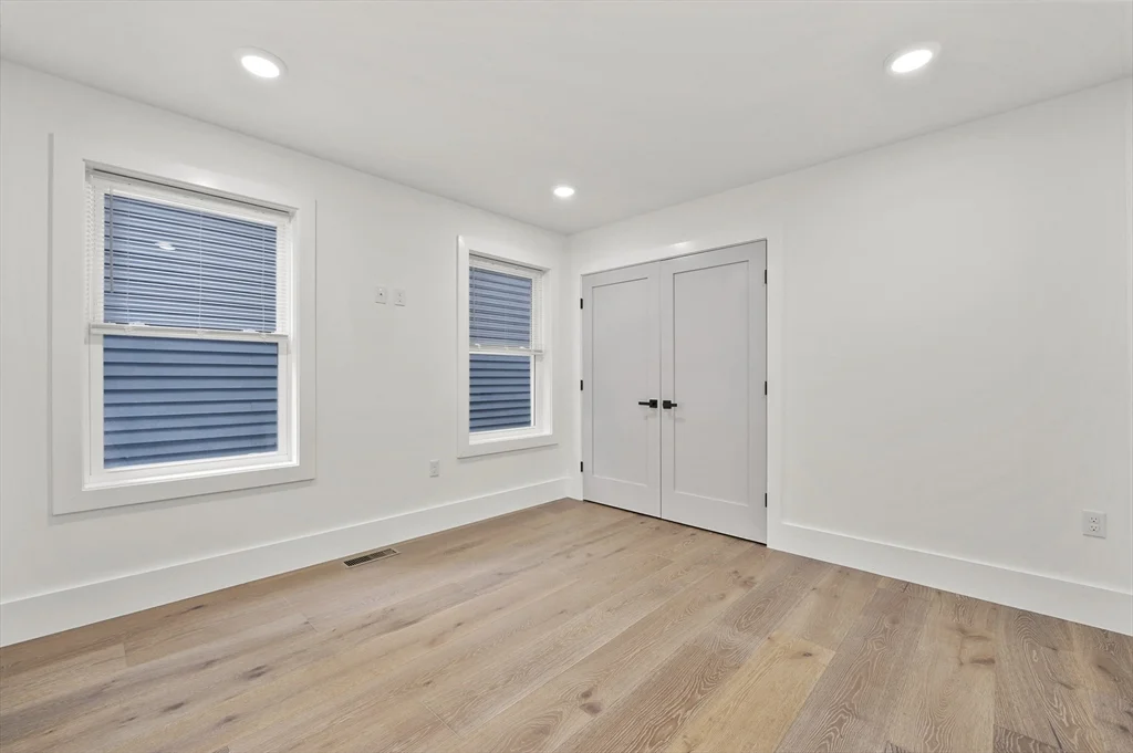 3 bed, 2 bath apartment for rent at 17 Wellington Unit 1, Winter Hill — photo 11 of 20