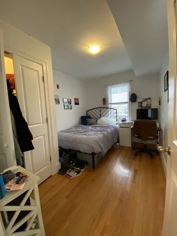 4 bed, 2 bath apartment for rent at 17 Wensley Unit 1, Mission Hill — photo 6 of 13