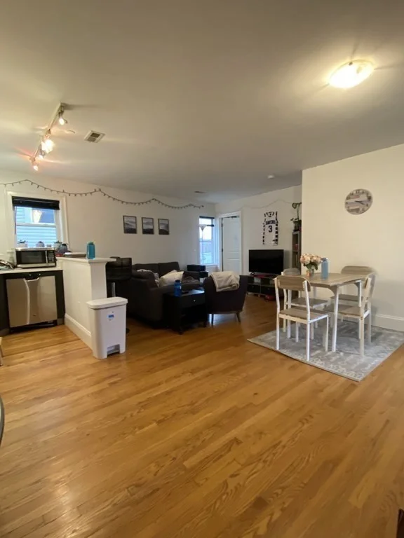 4 bed, 2 bath apartment for rent at 17 Wensley Unit 1, Mission Hill — photo 3 of 13