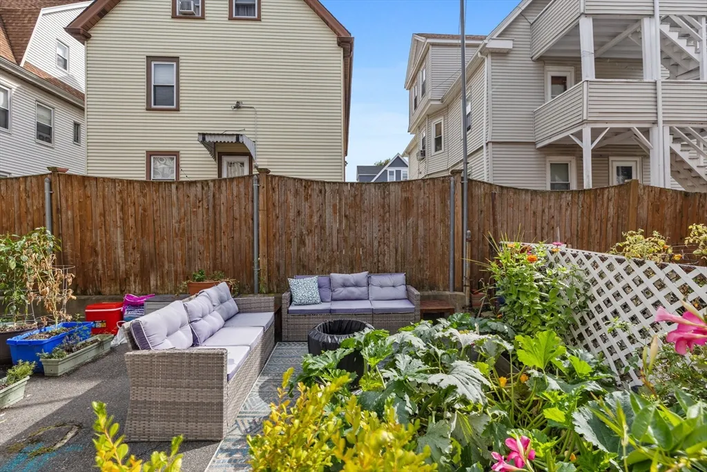2 bed, 1 bath apartment for rent at 17 Wheeler Ave Unit 1, Medford — photo 17 of 17