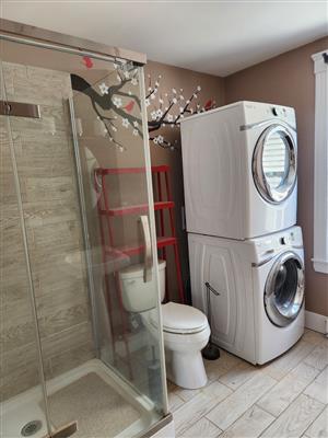 3 bed, 2 bath apartment for rent at 17 Wheeler Ave Unit 2, South Medford