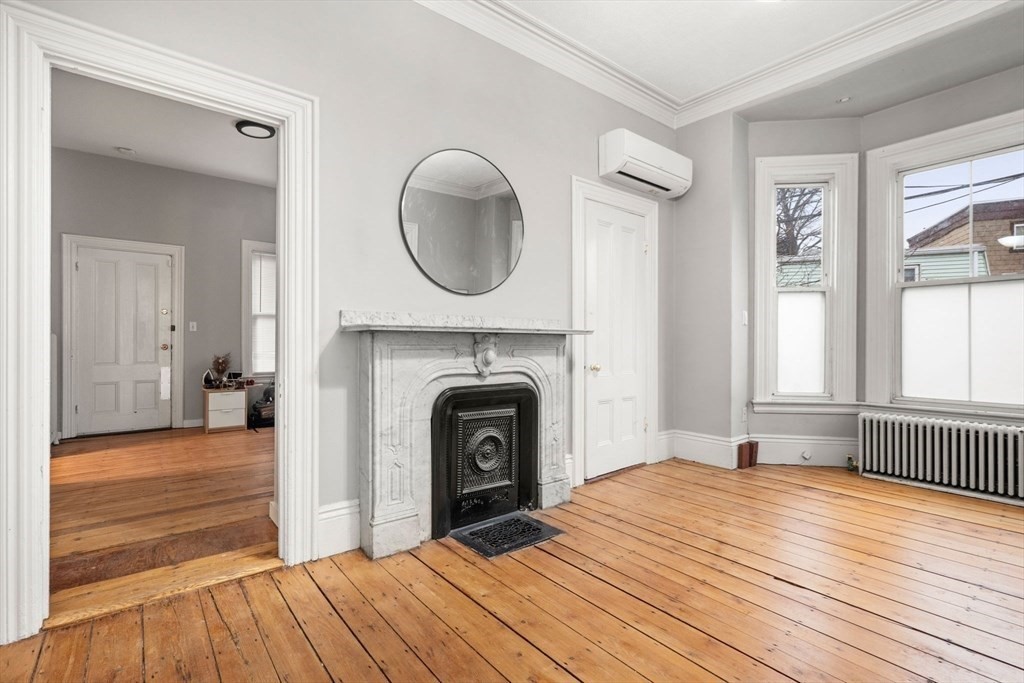 1 bed, 1 bath apartment for rent at 17 White Unit 1, East Boston — photo 5 of 9