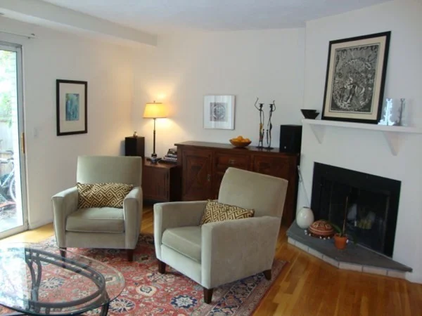 3 bed, 3 bath apartment for rent at 17 Williams St Unit 0, Coolidge Corner — photo 3 of 12