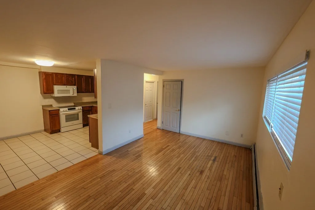 2 bed, 1 bath apartment for rent at 17 Winter St Unit 1, Dorchester — photo 5 of 21