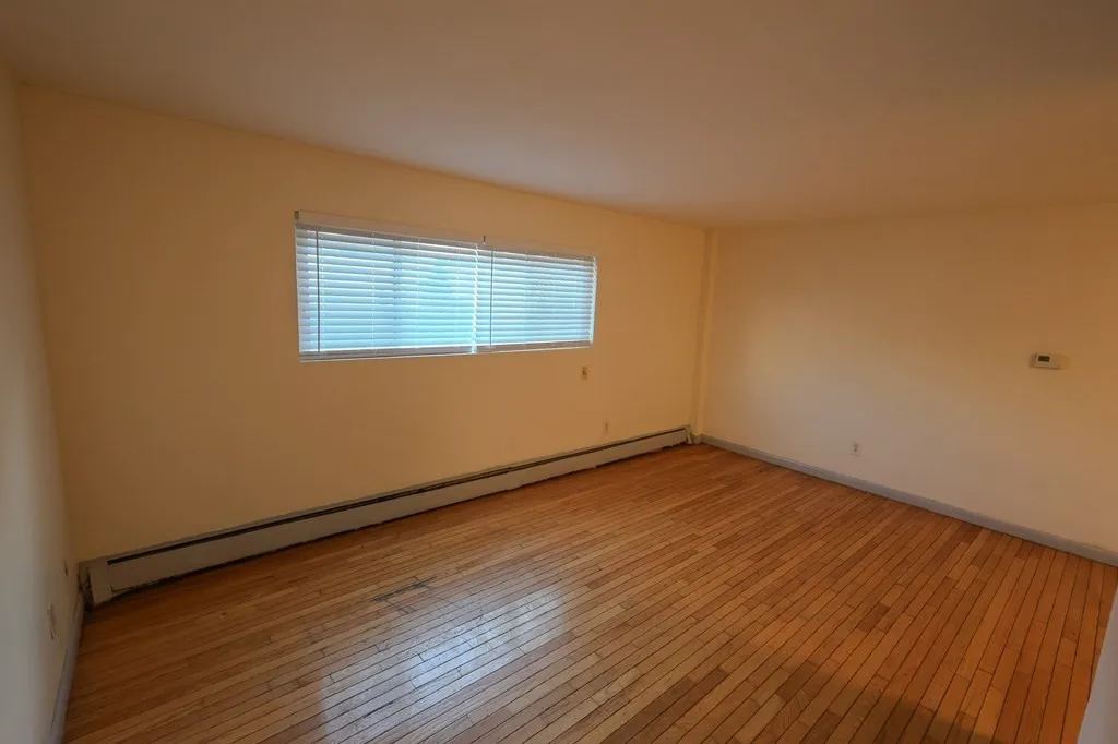 2 bed, 1 bath apartment for rent at 17 Winter St Unit 3, Dorchester — photo 7 of 21