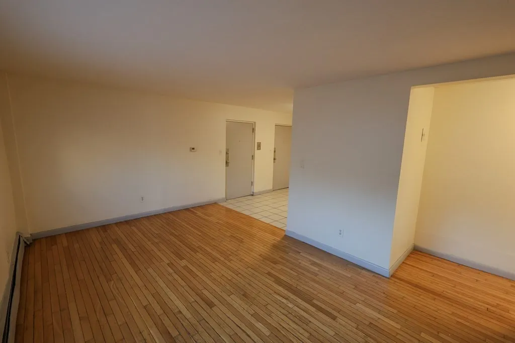 2 bed, 1 bath apartment for rent at 17 Winter St Unit 3, Dorchester — photo 6 of 21
