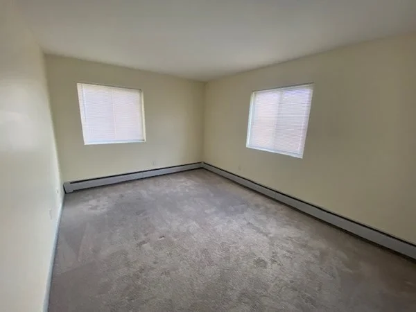 2 bed, 1 bath apartment for rent at 17 Winter St Unit 8, Dorchester — photo 6 of 9