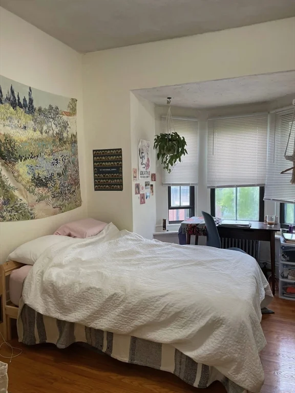 2 bed, 1 bath apartment for rent at 17 Worthington St Unit 3, Mission Hill — photo 6 of 9