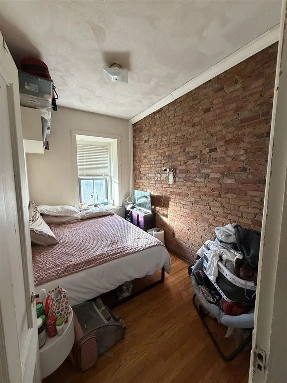 2 bed, 1 bath apartment for rent at 17 Worthington St Unit 3, Mission Hill — photo 7 of 9