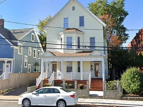 3 bed, 1 bath apartment for rent at 17 Wyman St Unit 2, Jamaica Plain — photo 1 of 5