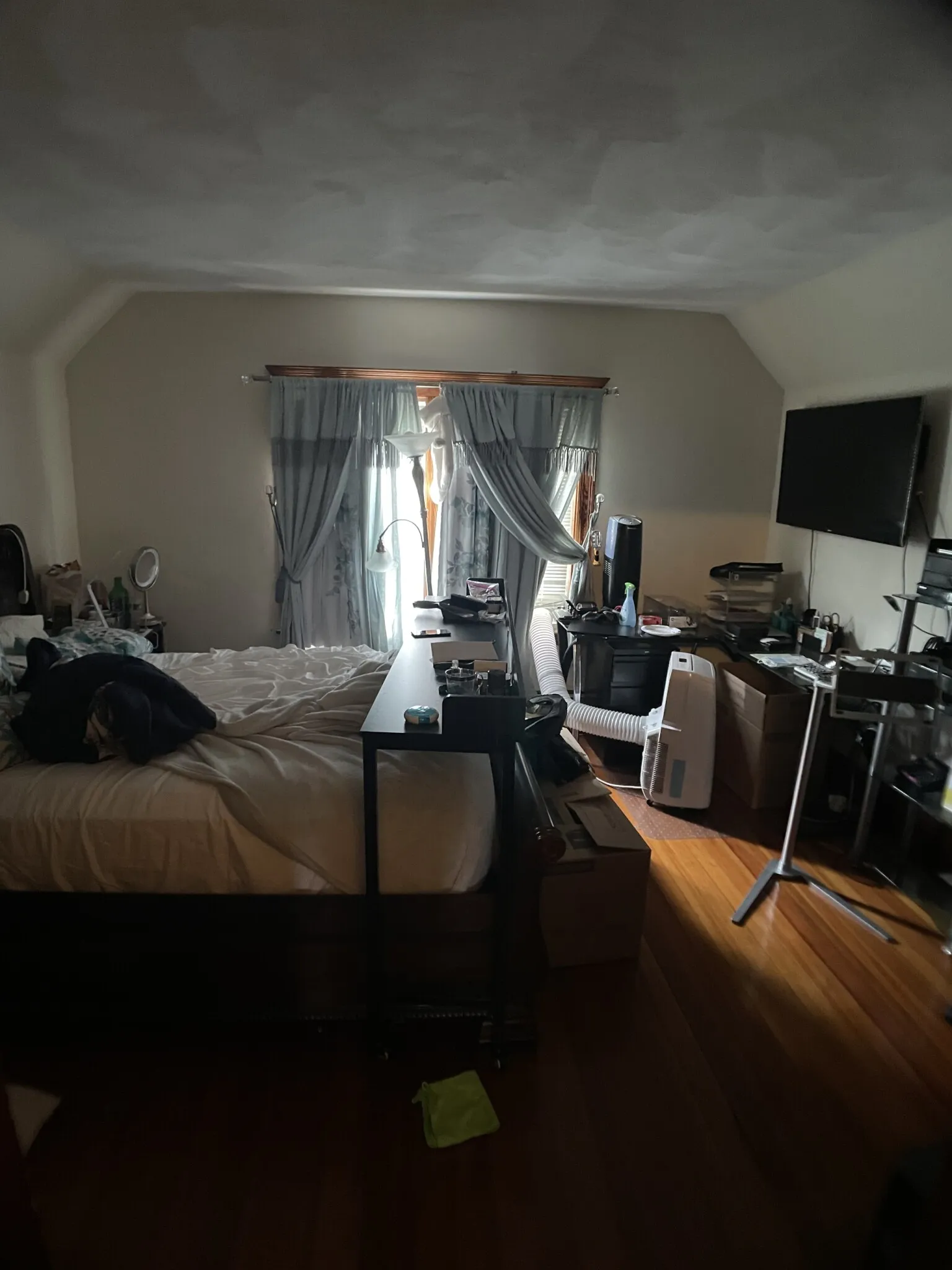 3 bed, 1.5 bath apartment for rent at 170 Allston St Unit 2, West Medford — photo 9 of 15