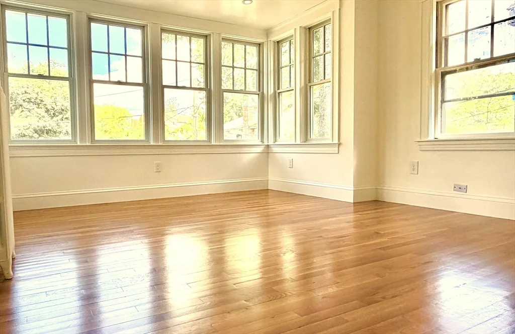3 bed, 2 bath apartment for rent at 170 Appleton St Unit 0, West Cambridge — photo 6 of 14