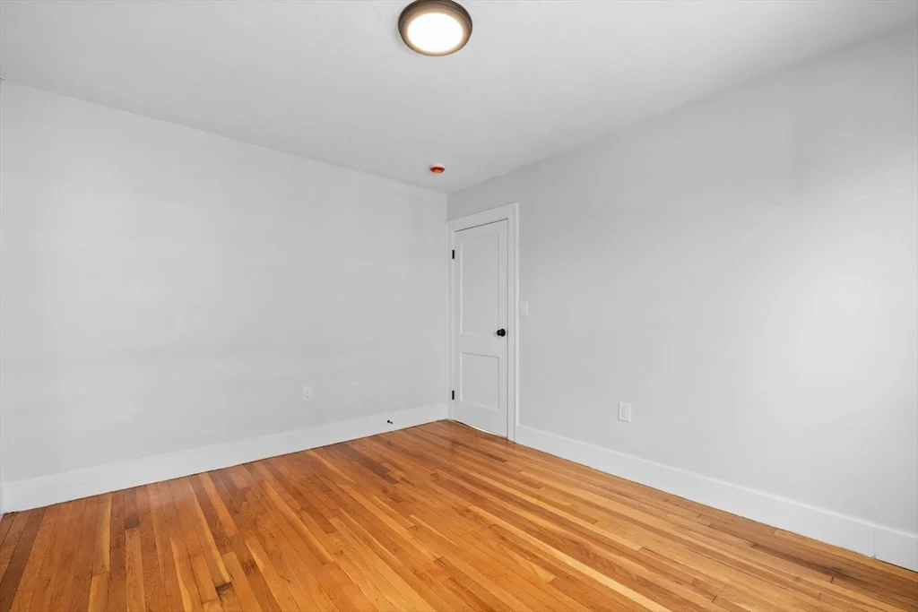 3 bed, 1 bath apartment for rent at 170 Calumet St Unit 1, Mission Hill — photo 13 of 21