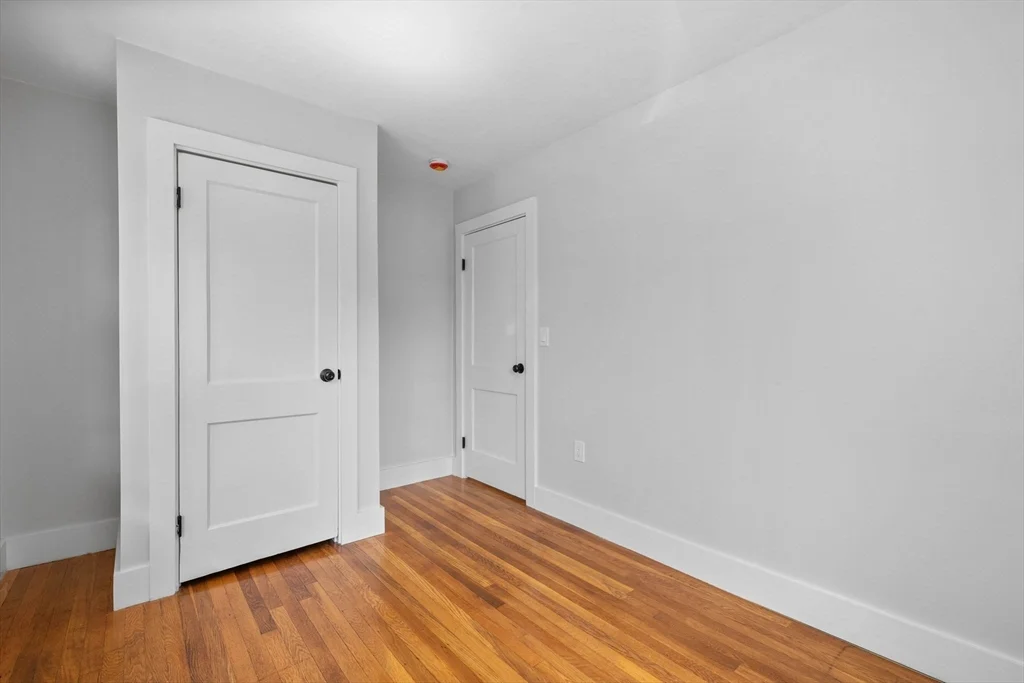 3 bed, 1 bath apartment for rent at 170 Calumet St Unit 1, Mission Hill — photo 17 of 21