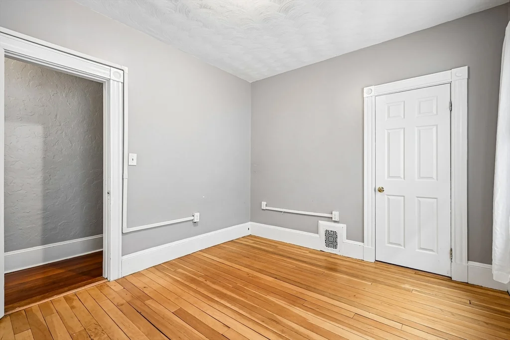 2 bed, 1 bath apartment for rent at 170 Fellsway West Unit 2, Glenwood — photo 20 of 30