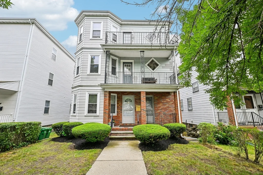 2 bed, 1 bath apartment for rent at 170 Fellsway West Unit 2, Glenwood — photo 2 of 30
