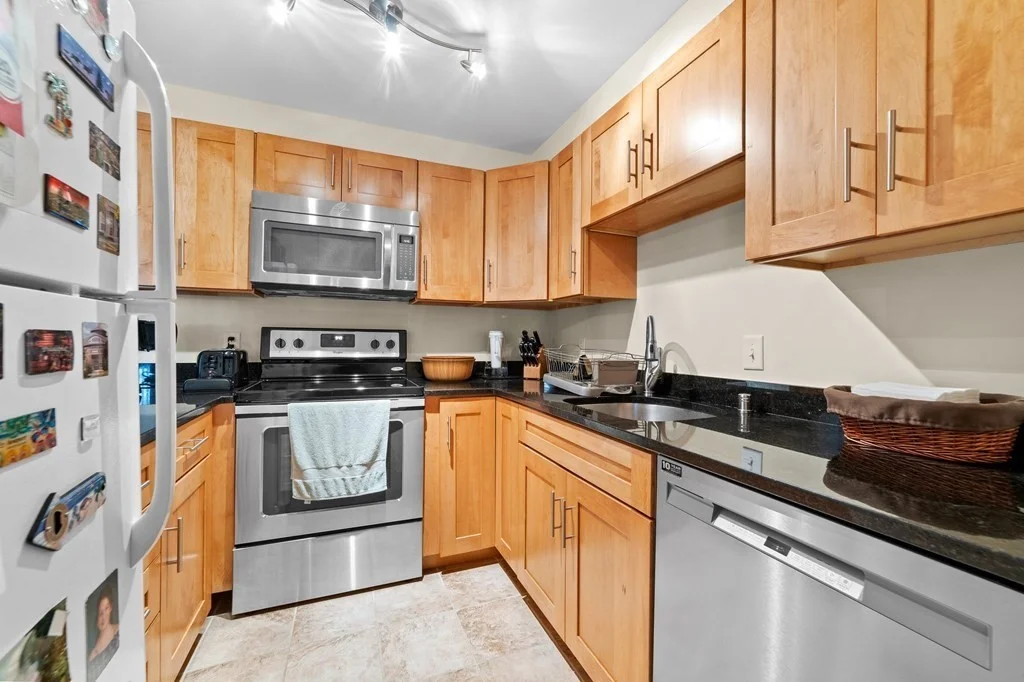 2 bed, 2 bath apartment for rent at 170 Gore St Unit 303, East Cambridge — photo 4 of 17