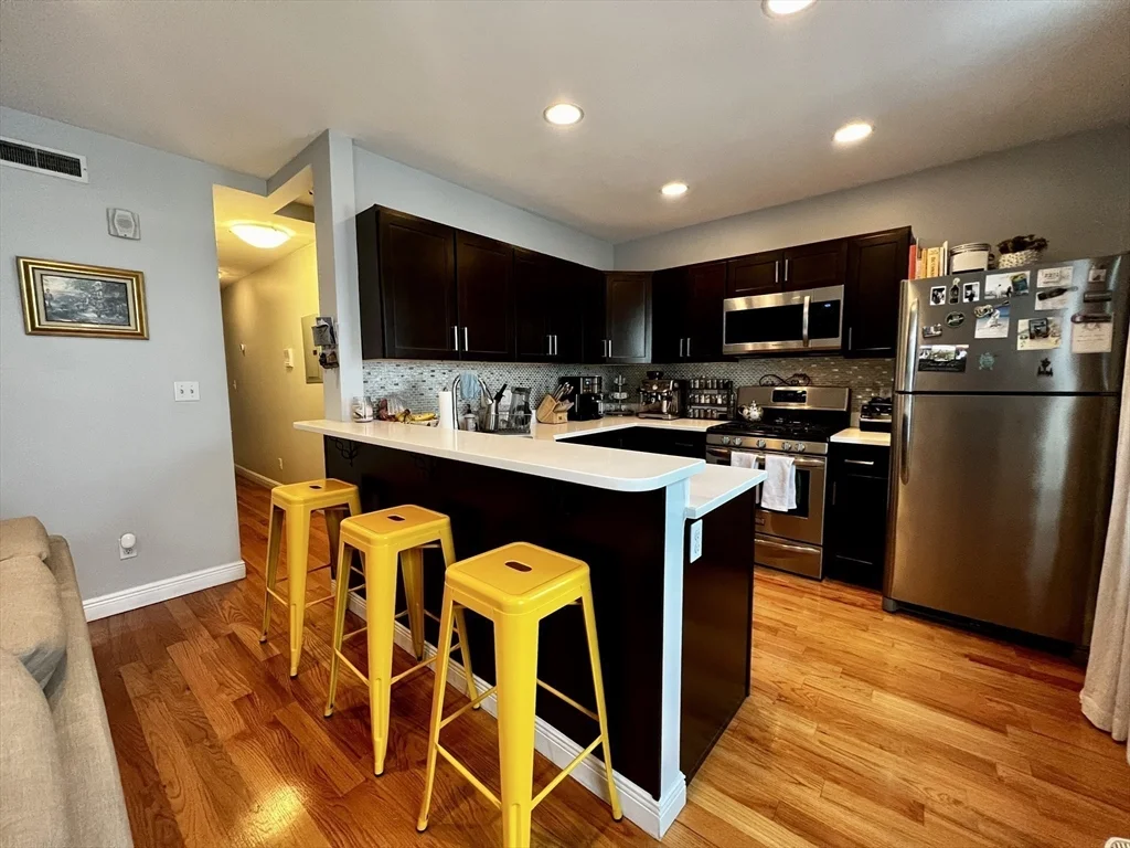 2 bed, 2 bath apartment for rent at 170 I St Unit 2, South Boston — photo 1 of 10