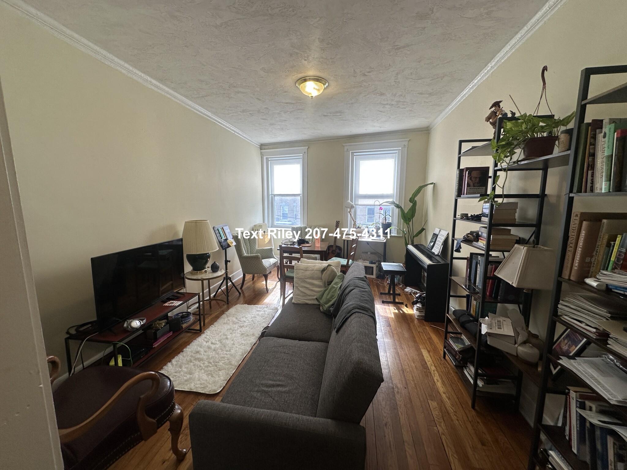 2 bed, 1 bath apartment for rent at 170 Kelton St Unit 10, Brighton