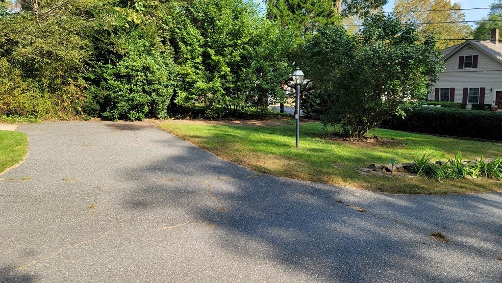 3 bed, 2 bath apartment for rent at 170 Kemp St Unit A, Groton — photo 2 of 30