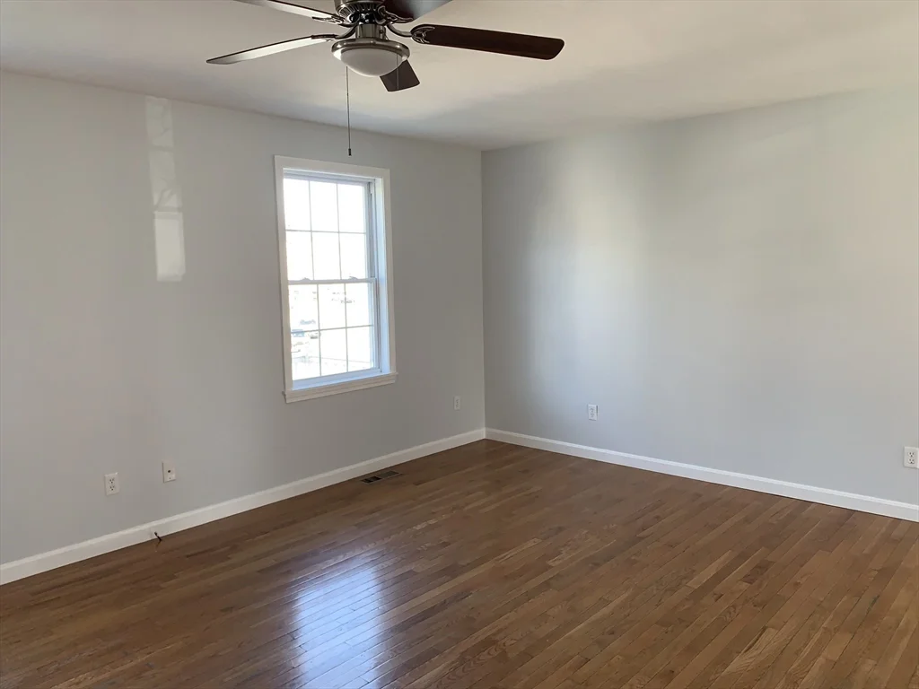 3 bed, 1 bath apartment for rent at 170 Lawrence St Unit 1, Fall River — photo 5 of 12