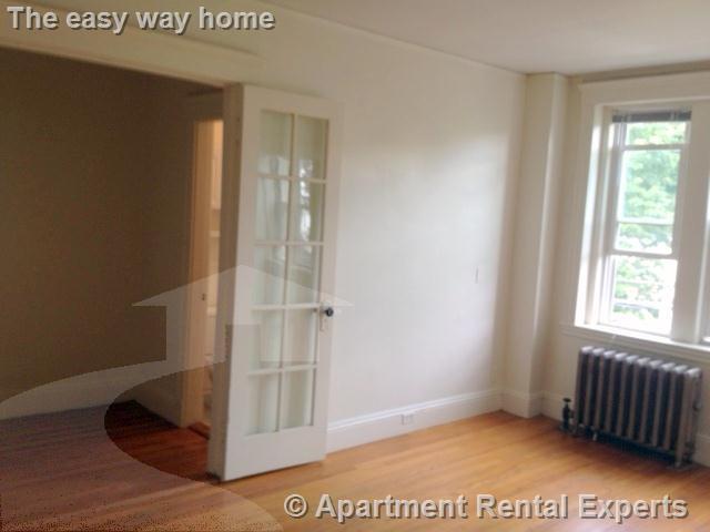 1 bed, 1 bath apartment for rent at 170 Maple St Unit 307, Malden Center — photo 4 of 5