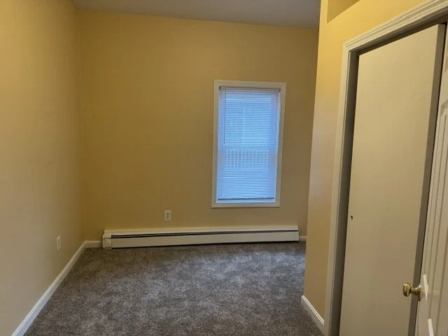 3 bed, 1 bath apartment for rent at 170 Middleboro Ave Unit 1, Taunton — photo 11 of 16