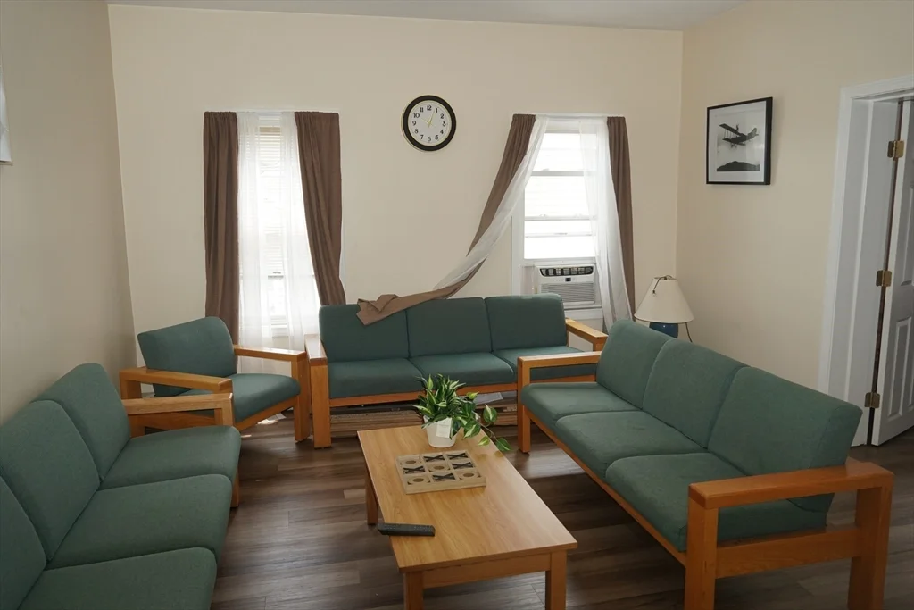 3 bed, 1 bath apartment for rent at 170 Middleboro Ave Unit 2, Taunton — photo 12 of 17
