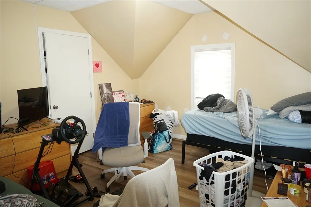 2 bed, 1 bath apartment for rent at 170 Middleboro Ave Unit 3, Taunton — photo 12 of 16