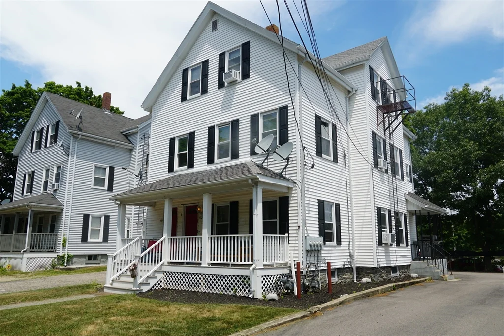 2 bed, 1 bath apartment for rent at 170 Middleboro Ave Unit 3, Taunton — photo 1 of 16