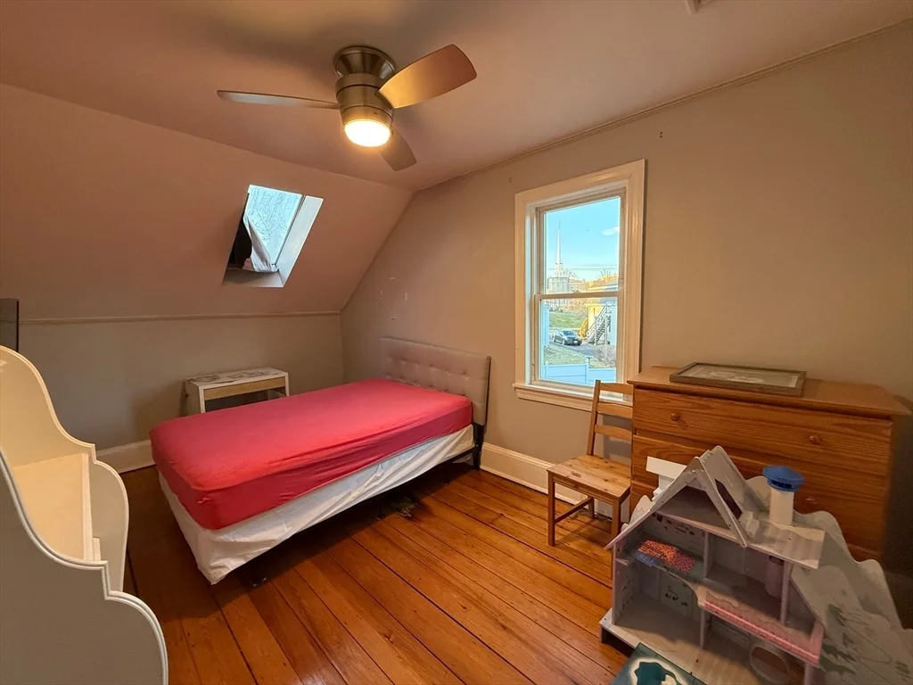3 bed, 2 bath apartment for rent at 170 Neck St Unit 1, North Weymouth — photo 9 of 18