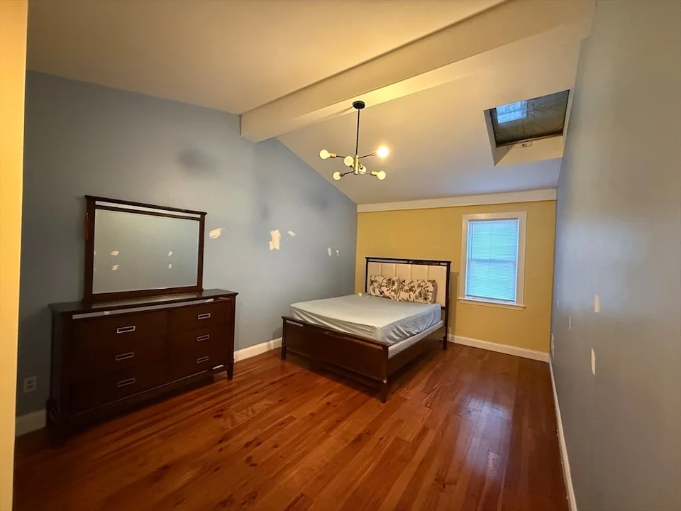 3 bed, 2 bath apartment for rent at 170 Neck St Unit 1, North Weymouth — photo 8 of 18
