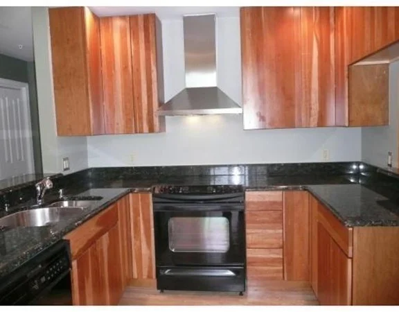 2 bed, 1 bath apartment for rent at 170 Oxford St Unit 206, Lynn