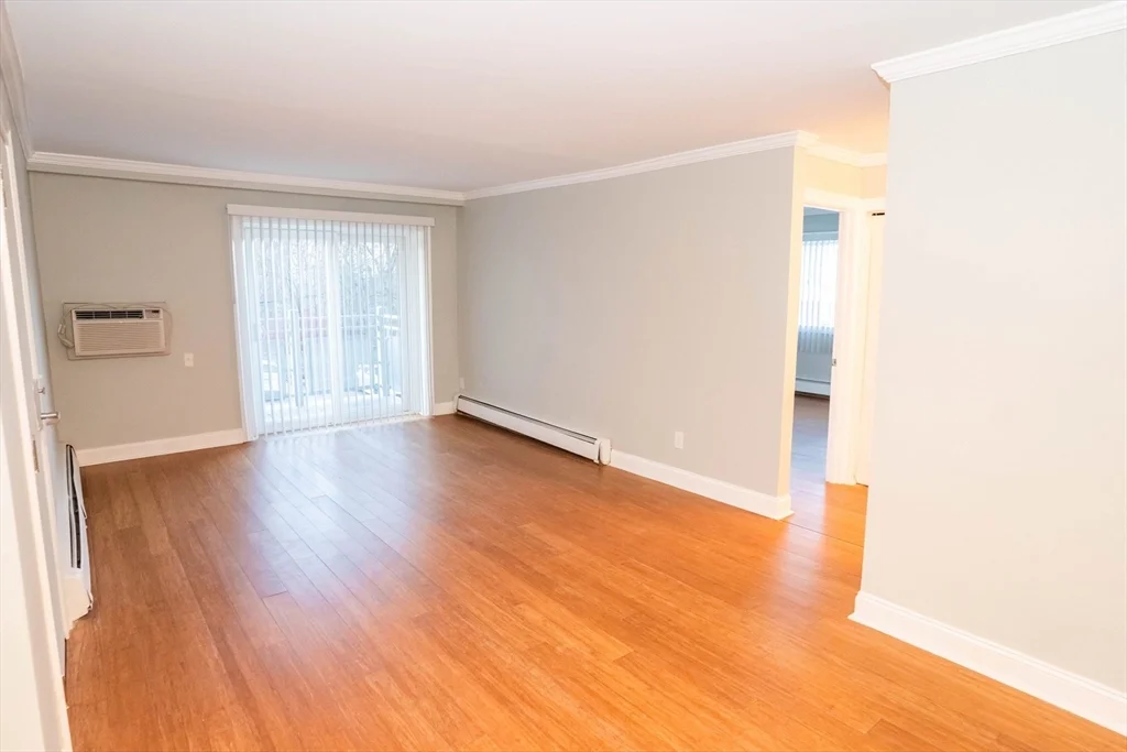 2 bed, 1 bath apartment for rent at 170 Parker Hill Ave Unit 30-33, Mission Hill — photo 3 of 13