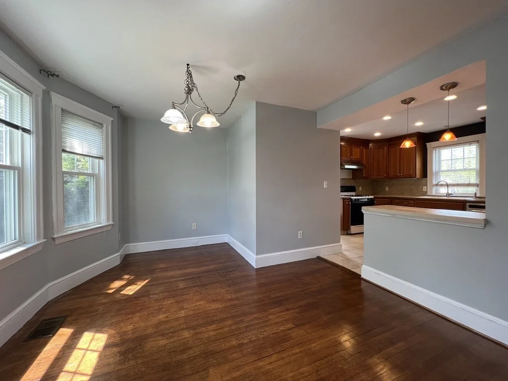 3 bed, 1 bath apartment for rent at 170 River St, Newton — photo 8 of 18