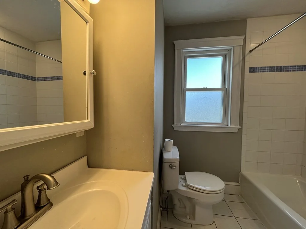 3 bed, 1 bath apartment for rent at 170 River St, Newton — photo 14 of 18