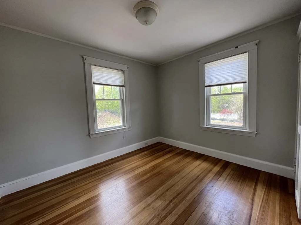 3 bed, 1 bath apartment for rent at 170 River St, Newton — photo 6 of 18