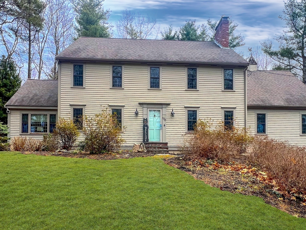 5 bed, 2 bath apartment for rent at 170 Saddle Hill Rd Unit SF, Hopkinton — photo 3 of 20