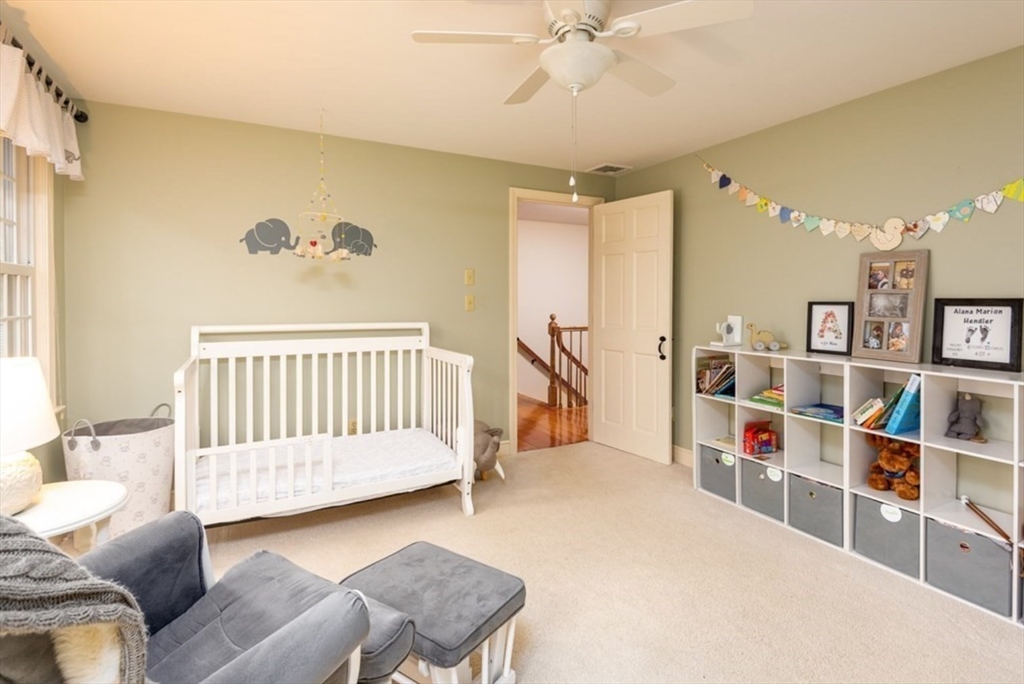 5 bed, 2 bath apartment for rent at 170 Saddle Hill Rd Unit SF, Hopkinton — photo 17 of 20