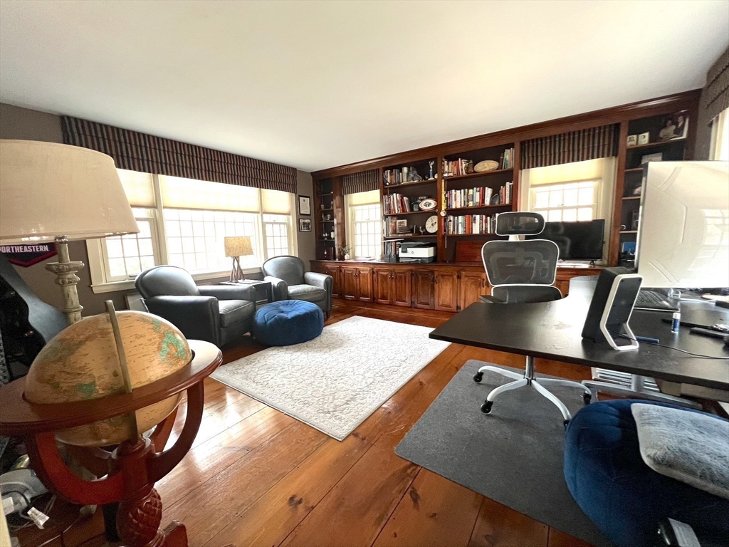 5 bed, 2 bath apartment for rent at 170 Saddle Hill Rd Unit SF, Hopkinton — photo 12 of 20
